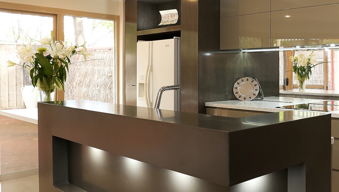 کورین Sanded Chestnut SC457